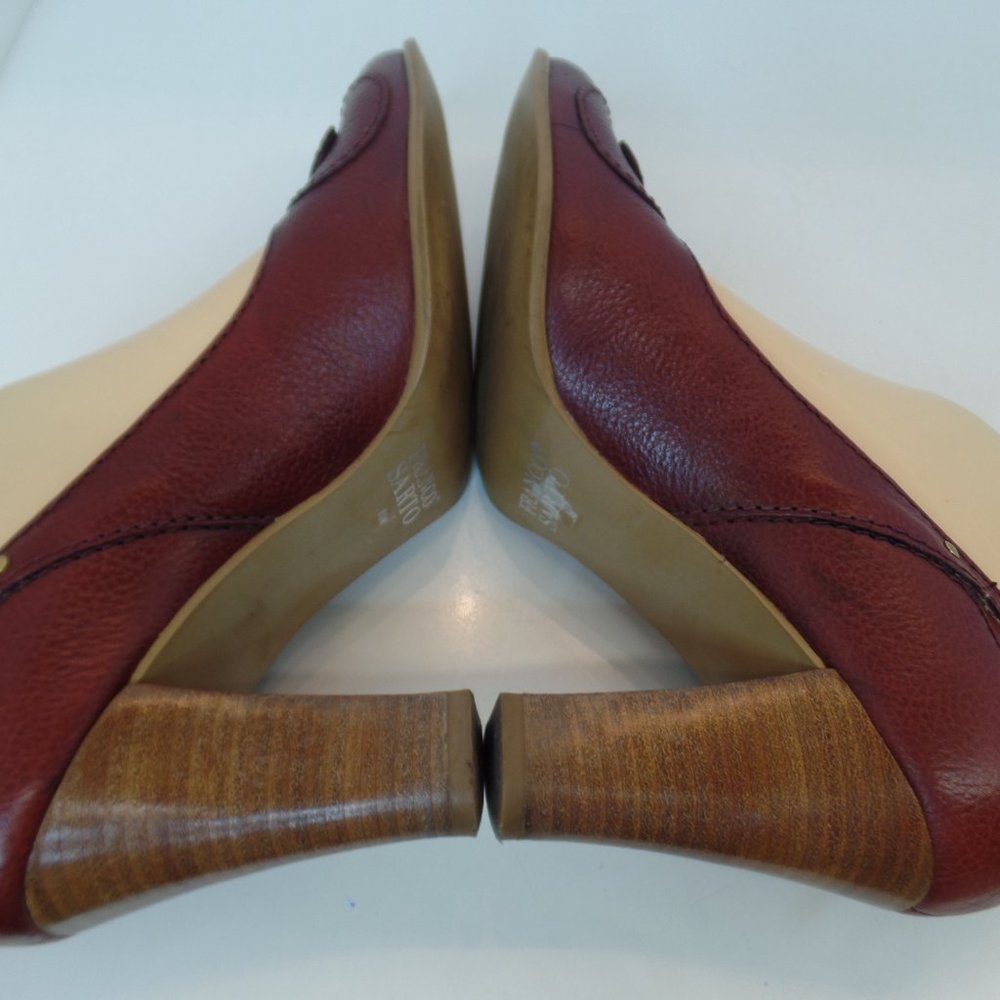 Franco Sarto  Burgundy Leather Heels With Attractive Goldtone Buckles Sz 8.5 - Picture 9 of 15